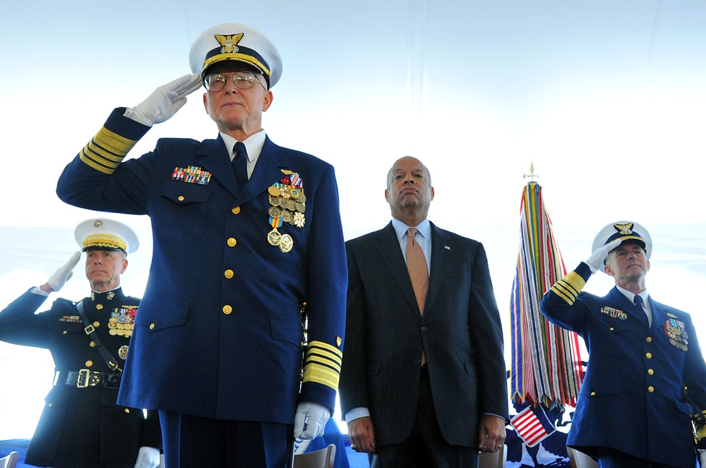 Command of USCG changes hands