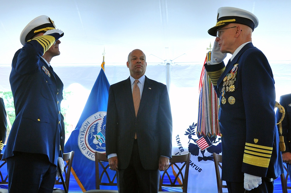 Zukunft assumes command of US Coast Guard