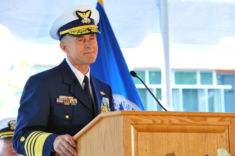 Zukunft assumes command of Coast Guard