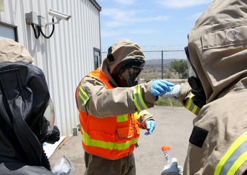Biohazard training gives Marines chance to work with outside agencies