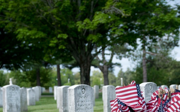 Fort Devens Memorial Day Ceremony remembers fallen heroes
