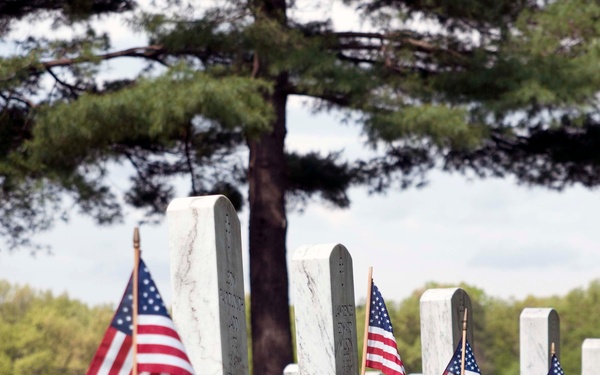 Fort Devens Memorial Day Ceremony remembers fallen heroes
