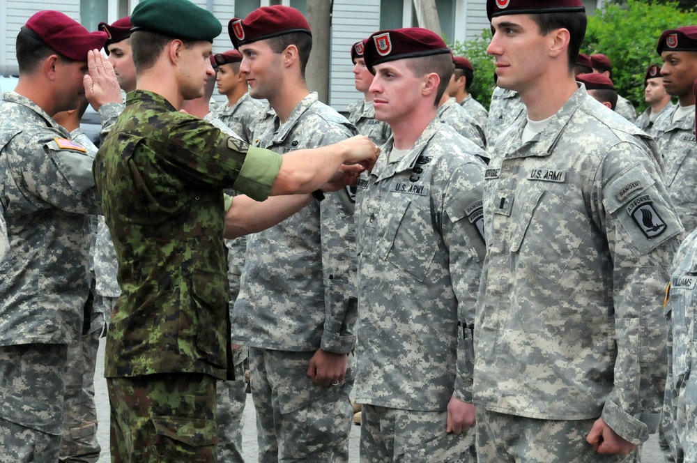 US Army paratroopers earn Estonian jump wings through allied training