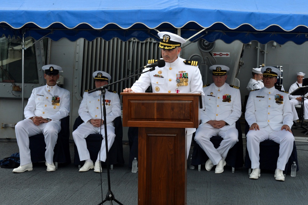 Fitzgerald welcomes new commanding officer