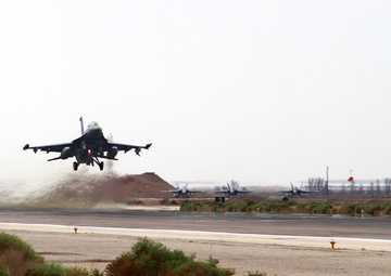 USAF, Jordan F-16 pilots partner during Eager Lion 2014