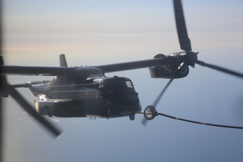 VMGR-252 aerial refuels HMX-1 during trans-Atlantic flight