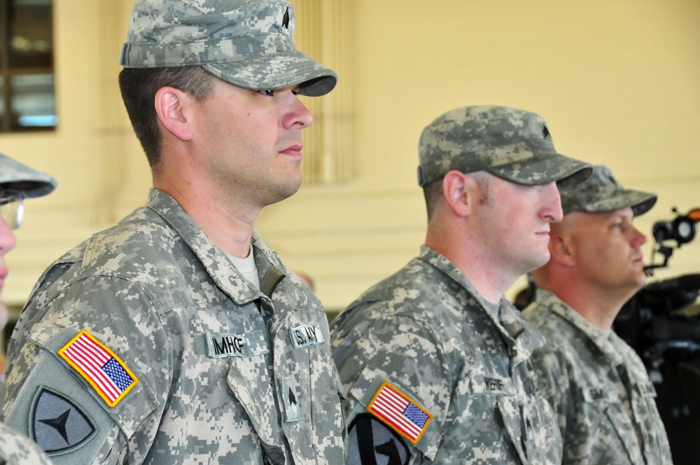 Delaware aviation unit receives emotional send-off