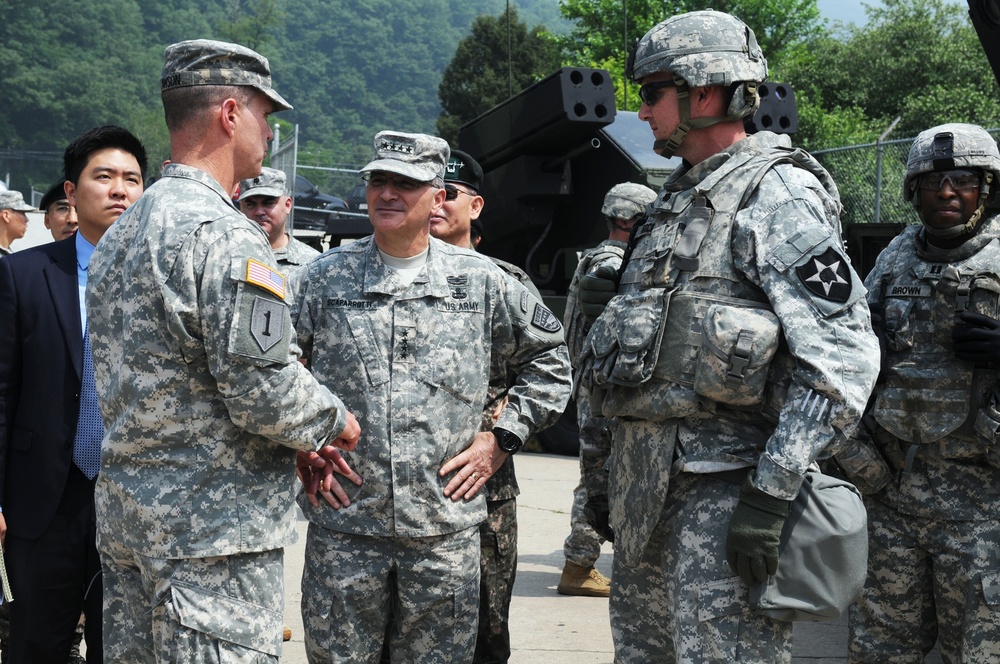 Gen. Scaparrotti visits Camp Casey