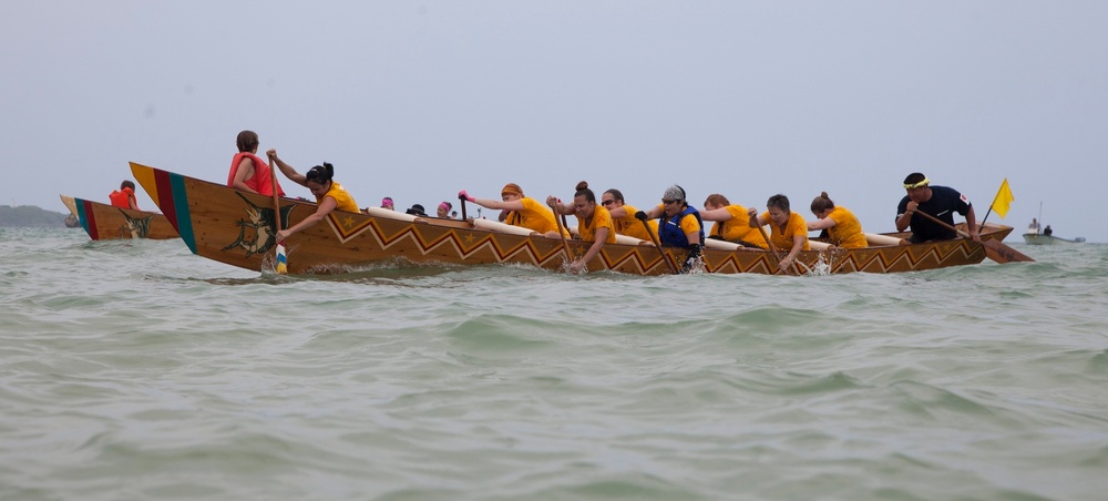 Okinawa residents, Marines take part in tradition with dragon boat races