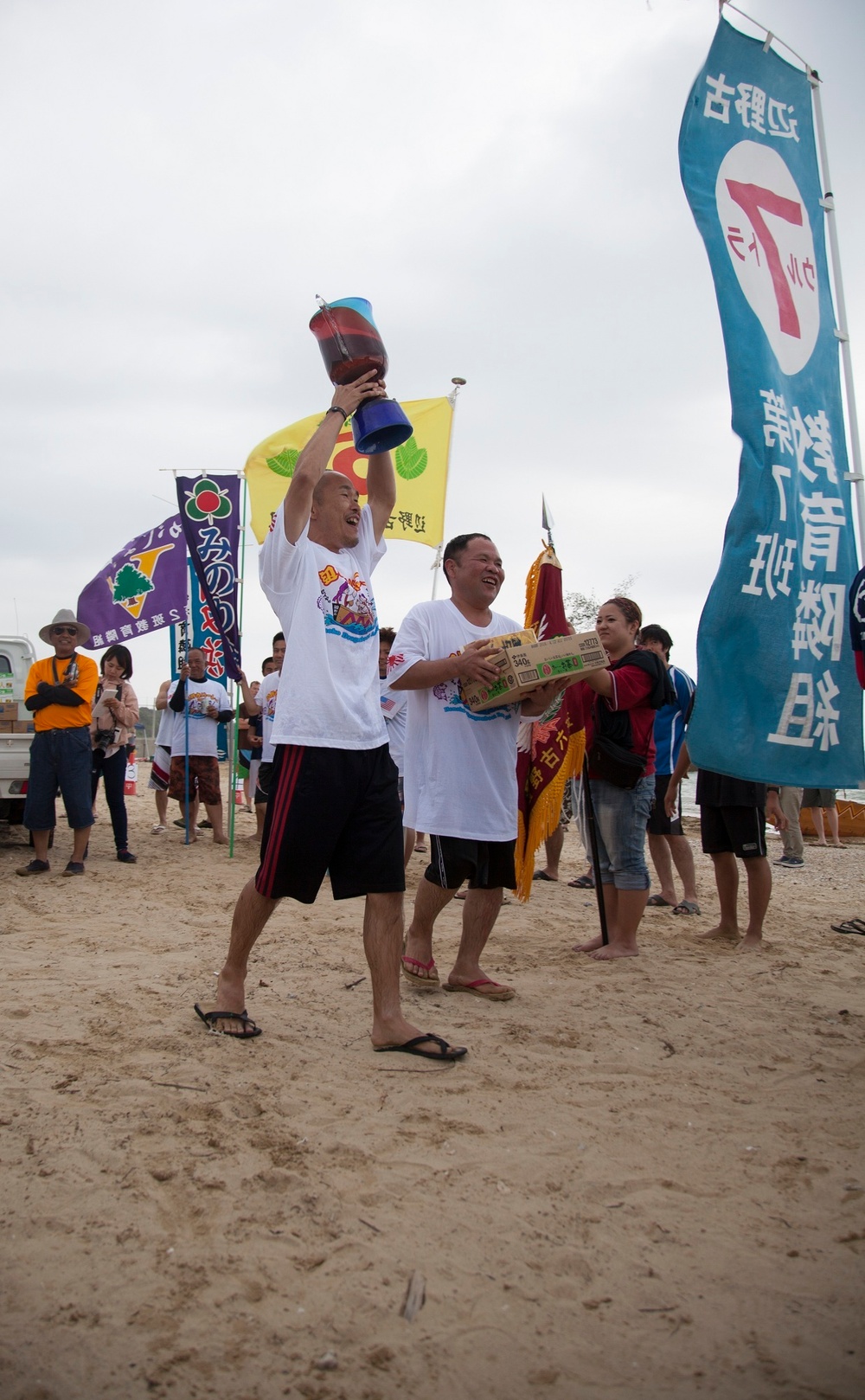 Okinawa residents, Marines take part in tradition with dragon boat races