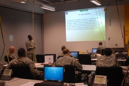 Human resource leaders, Soldiers come together at Bragg for training