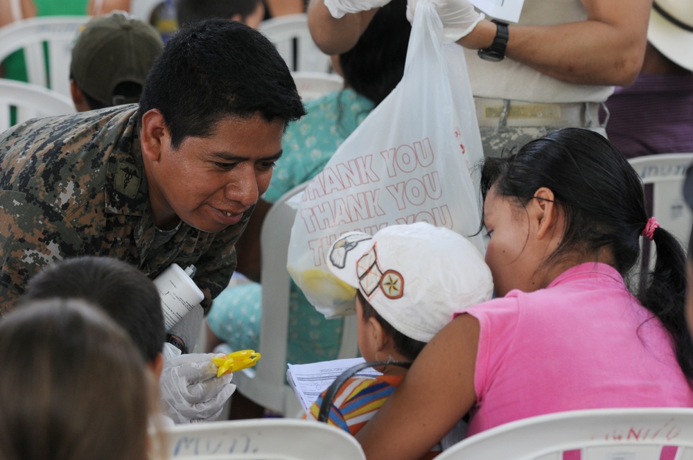 Medical training provides humanitarian assistance