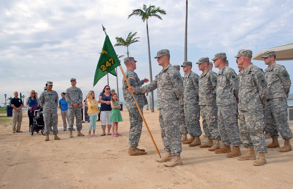 USARPAC MP BN Japan Lt. Col. James Sides visits 247th MP DET COC at Torii Beach May 16, 2014