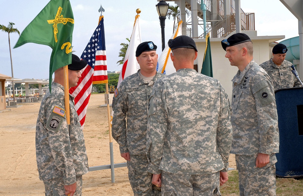 USARPAC MP BN Japan Lt. Col. James Sides visits 247th MP DET COC at Torii Beach May 16, 2014