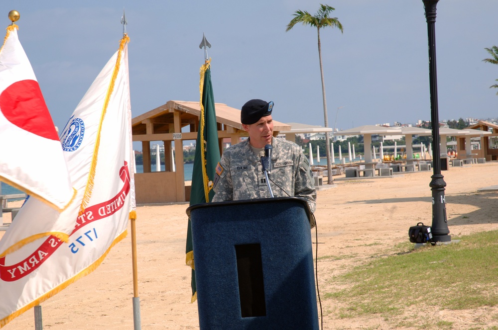 USARPAC MP BN Japan Lt. Col. James Sides visits 247th MP DET COC at Torii Beach May 16, 2014