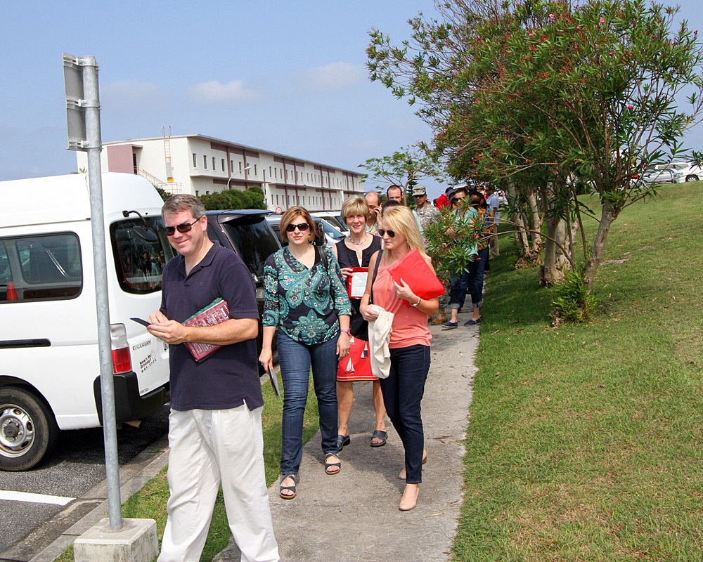 Road Tax Center opens at Torii Chapel Annex on US Army Torii Station May 16, 2014