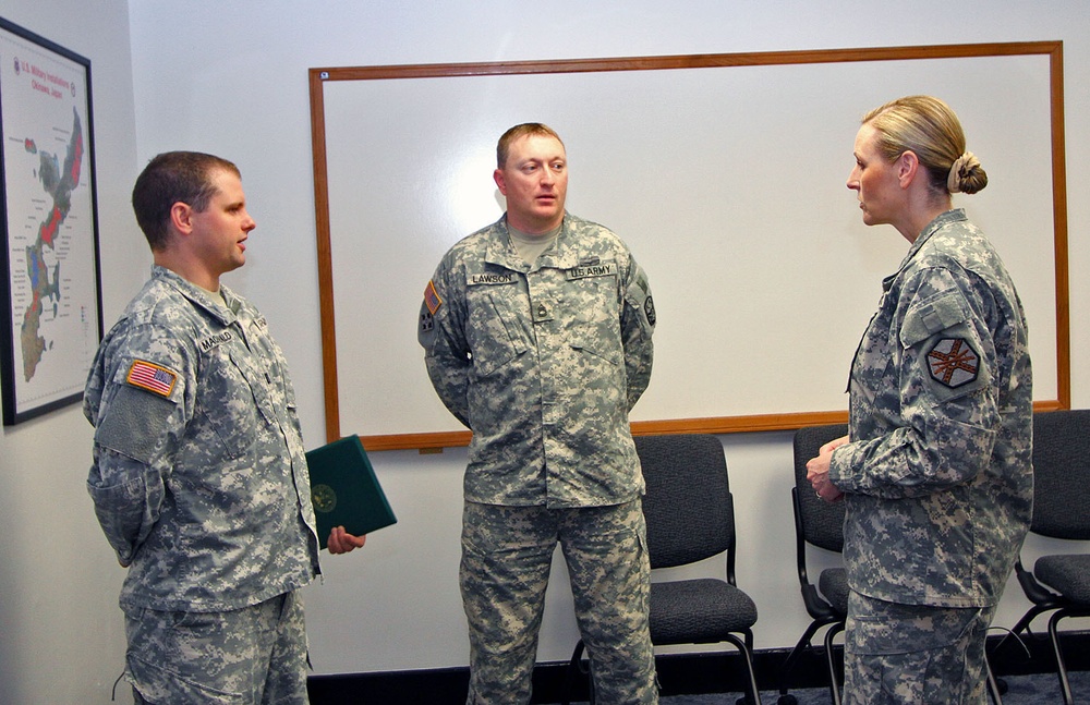 USAG-J Col. Joy Curriera visits USAG-O Torii Station, expresses gratitude to Soldiers