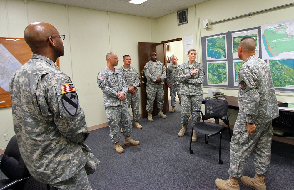 USAG-J Col. Joy Curriera visits Directorate Emergency Services on USAG-O Torii Station
