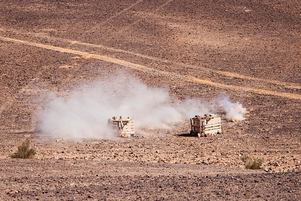 22nd MEU LAVs train with JAF APCs during Eager Lion 2014