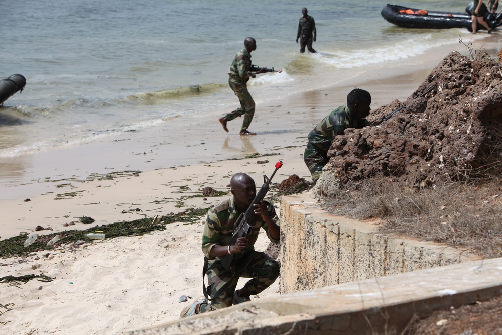 Senegalese Commandos, US Marines finish ‘train the trainer’ course