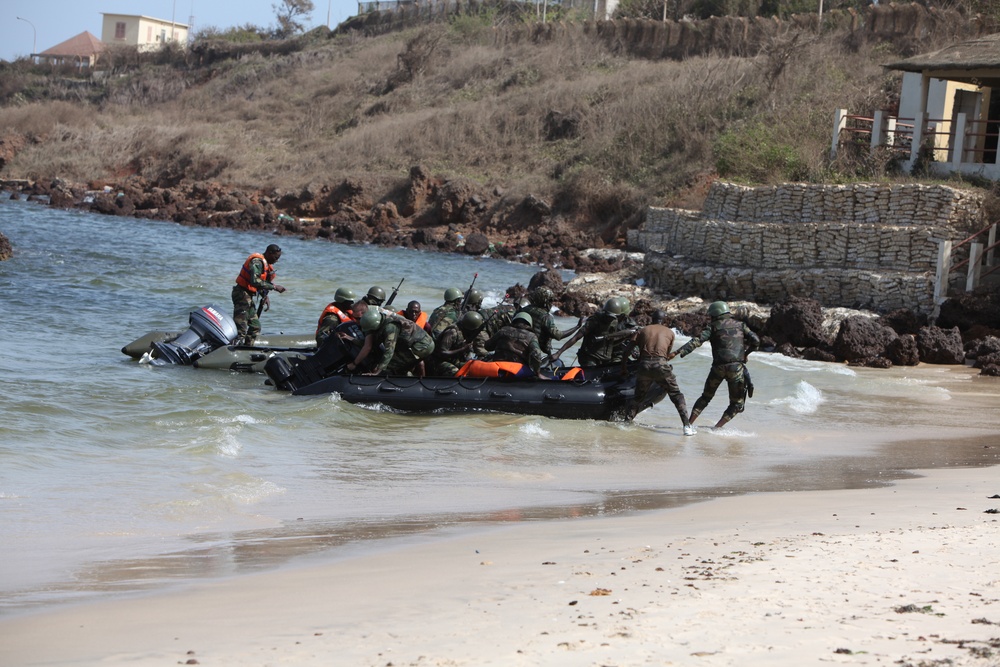 Senegalese Commandos, US Marines finish ‘train the trainer’ course