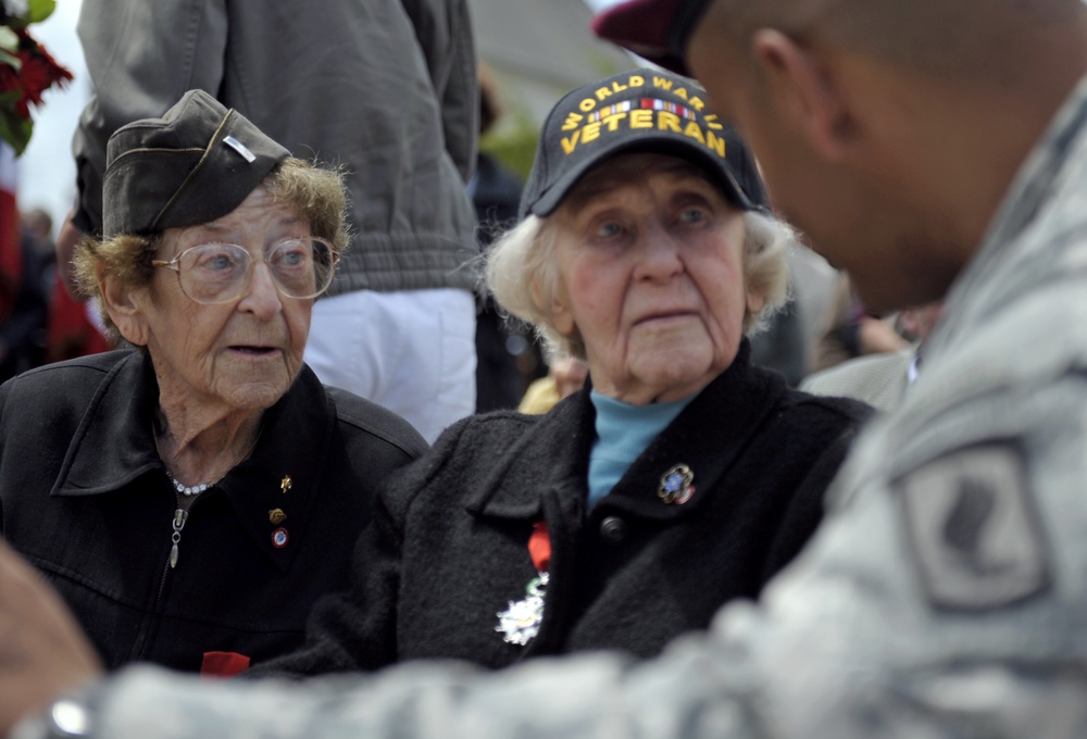 WWII nurses honored during D-Day 70th anniversary