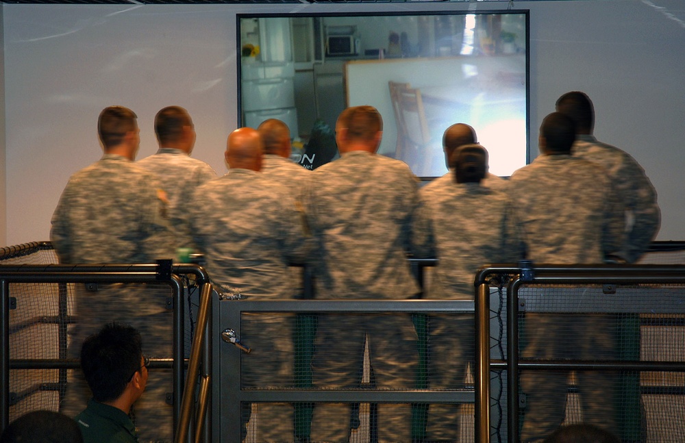 USAG Okinawa civilians and Soldiers take tour to disaster readiness center in Okinawa