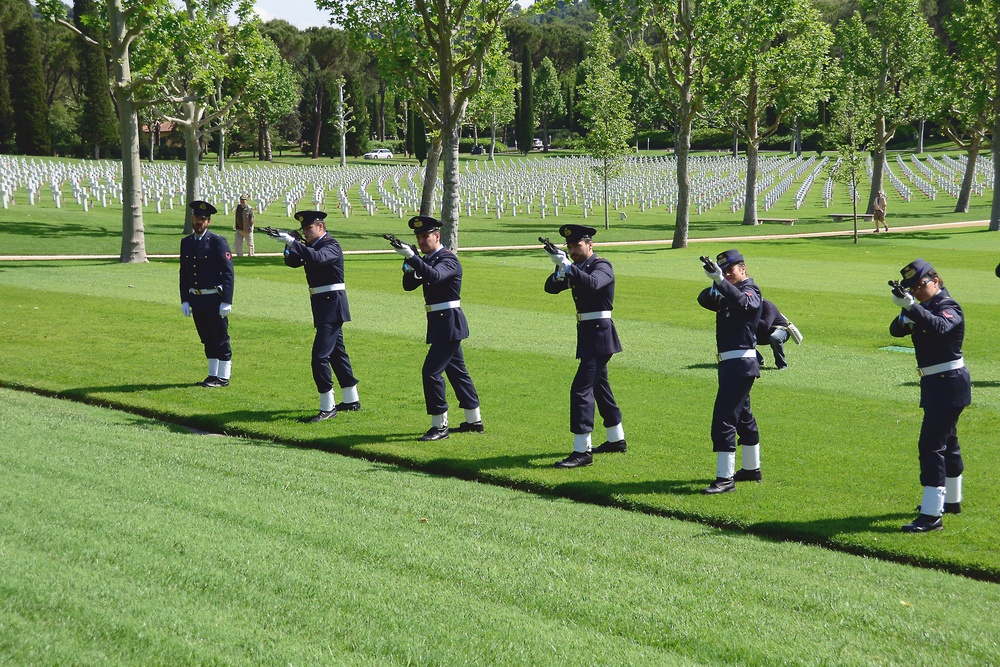 Memorial Day ceremony