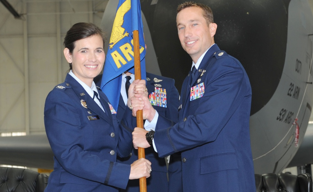 344th ARS change of command