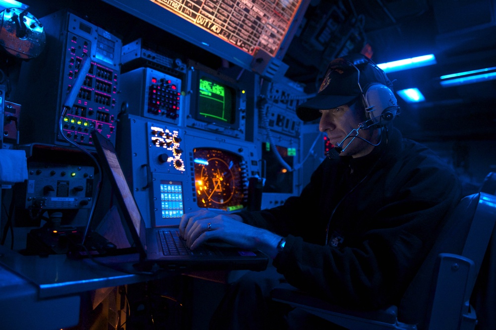 USS John S. McCain combat information center