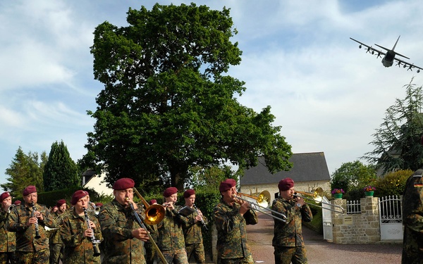 US Air Force general honors NATO partners, D-Day vets