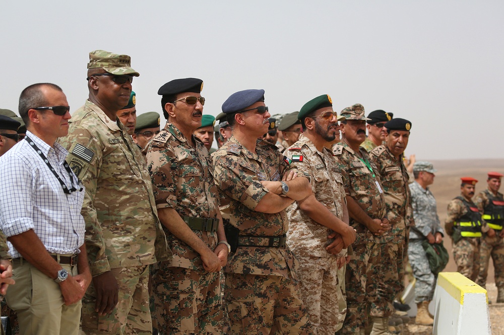 Prince of Jordan, US CENTCOM observe Eager Lion 2014 live-fire exercise
