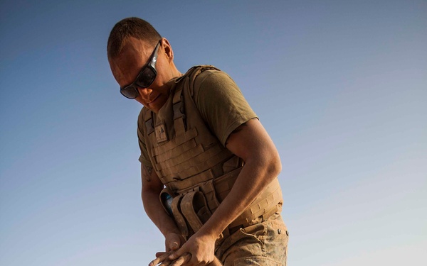 22nd MEU Marines practice martial arts
