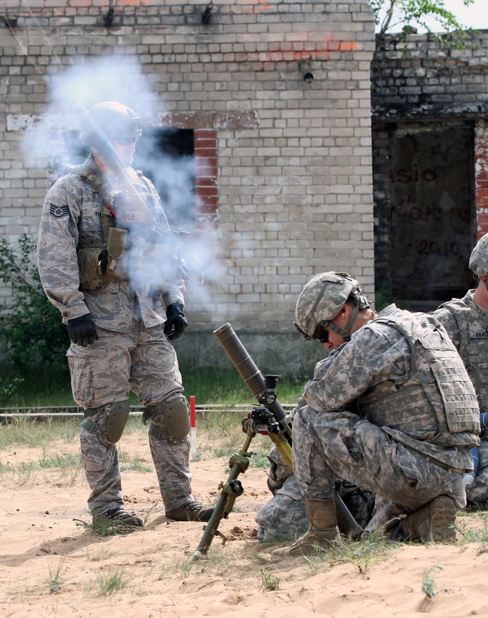 Paratroopers participate in live-fire exercise at Latvian mortar range