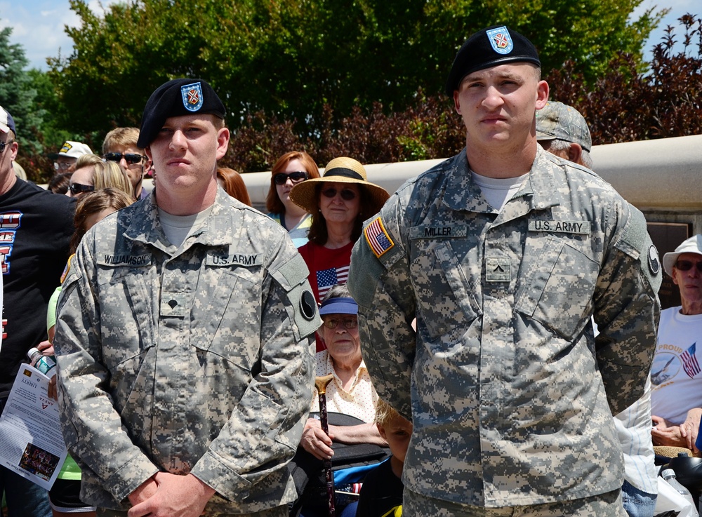 Ceremony pays tribute to D-Day veterans on 70th anniversary