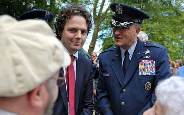 86th AW commander unveils WWII memorial in Normandy