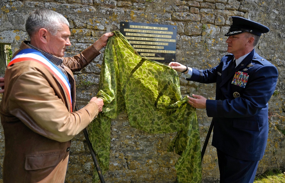 86th AW commander unveils WWII memorial in Normandy