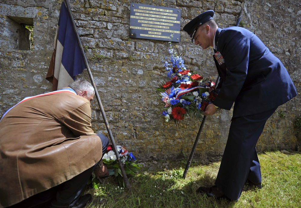 86th AW commander unveils WWII memorial in Normandy