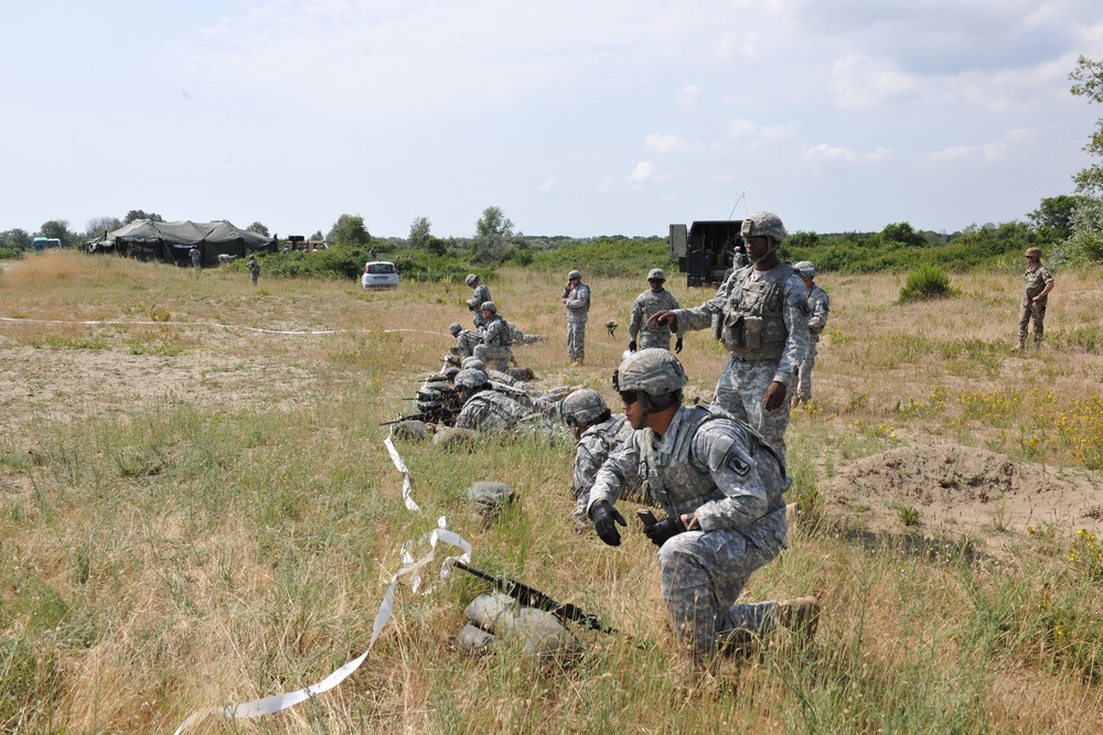 173rd Brigade Support Battalion, 173rd Airborne Bde qualification range .FOce del Reno Ravenna Italy