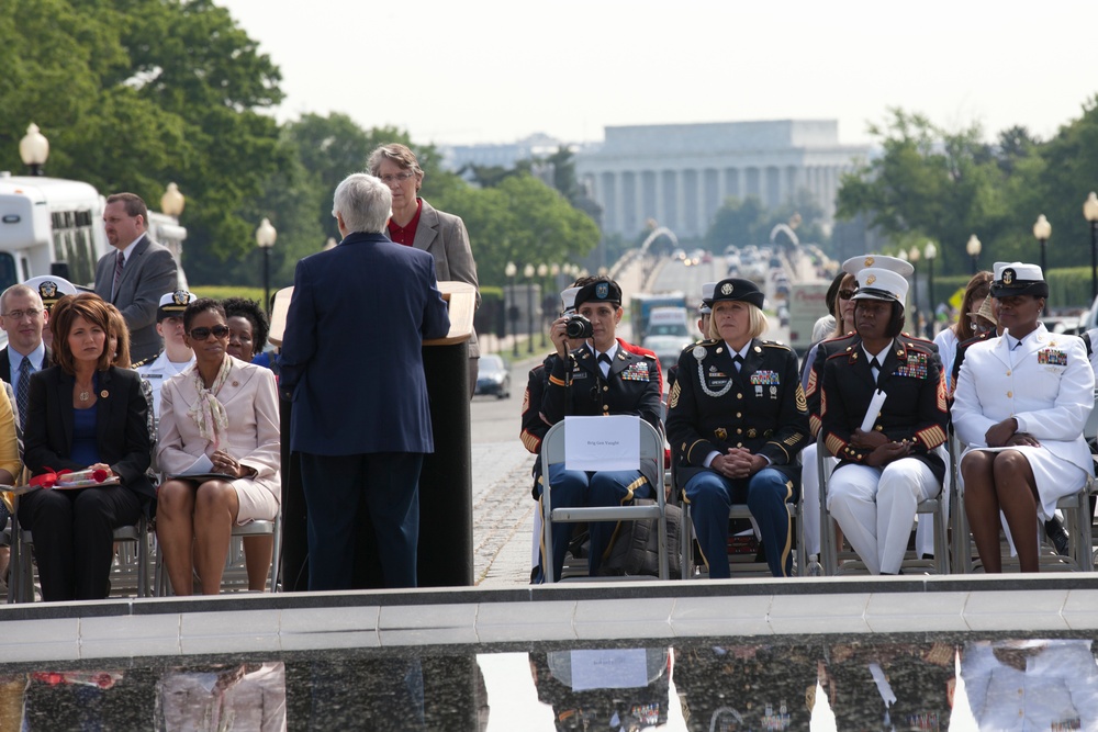 Women in Military Service for America Memorial Wreath Laying