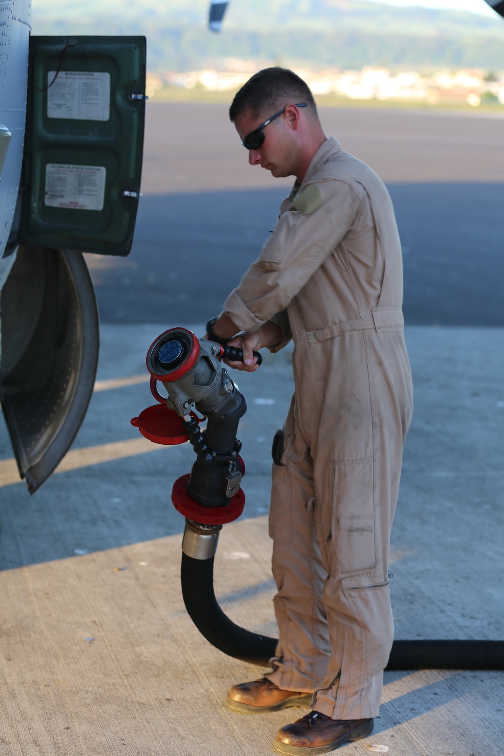DVIDS - Images - VMGR-252 crew members provide unique support role to ...