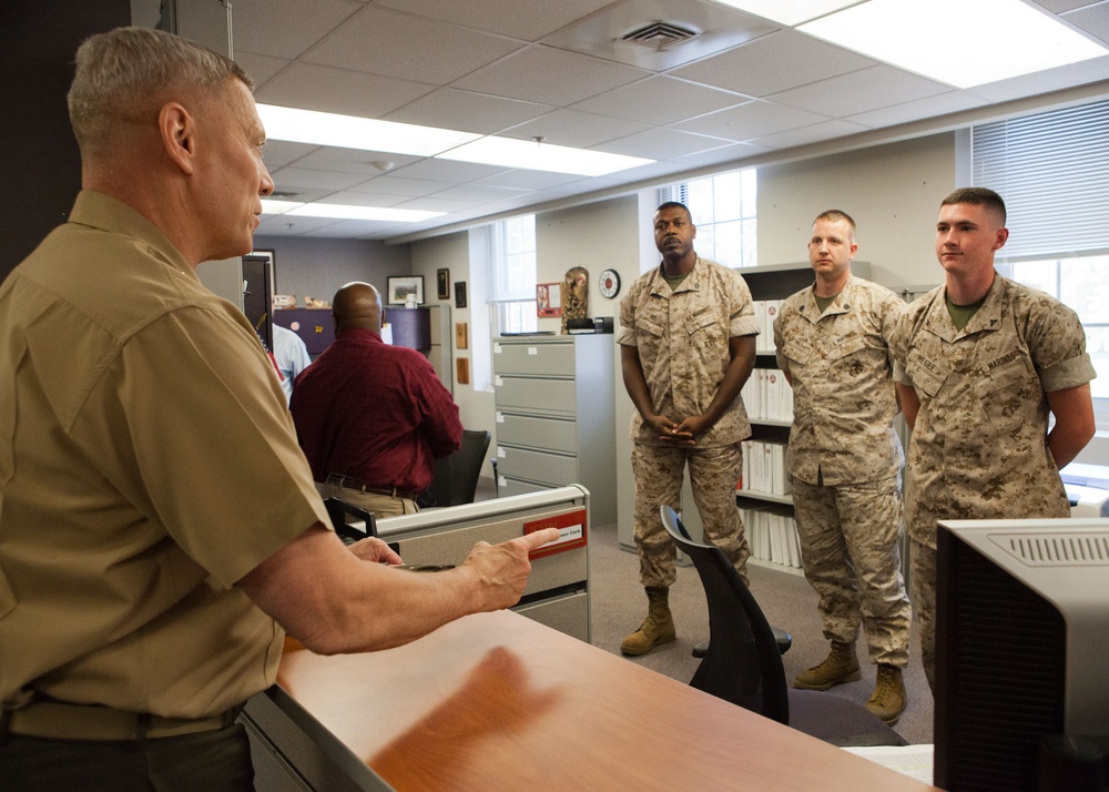 ACMC visits MARCORSYSCOM at MCB Quantico