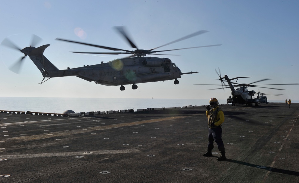 DVIDS - Images - Bataan Amphibious Ready Group, 2014 Deployment [Image ...