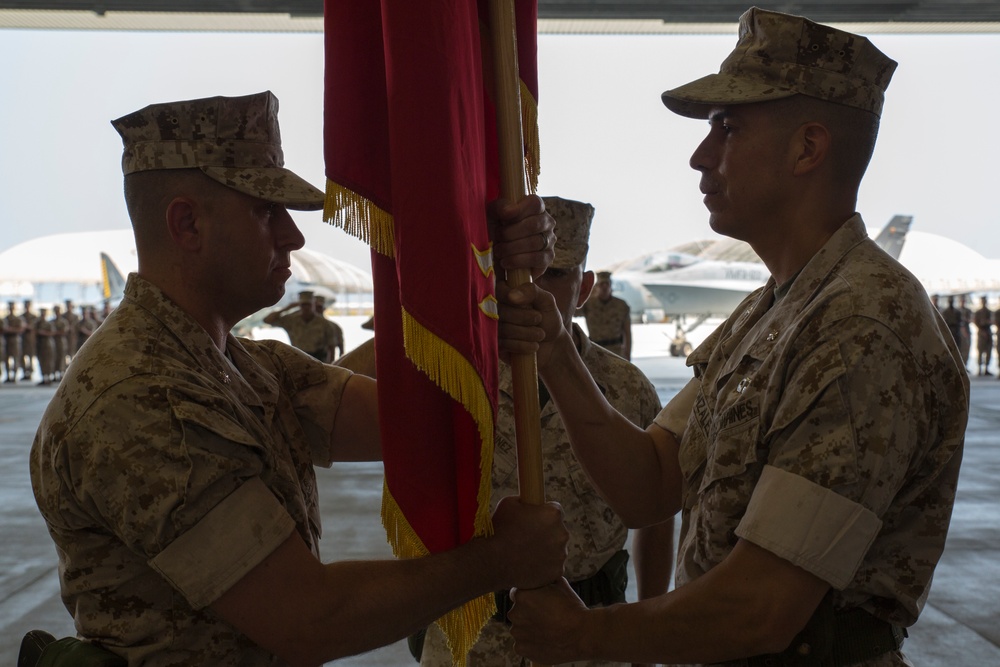 MALS-12 receives new commanding officer aboard MCAS Iwakuni