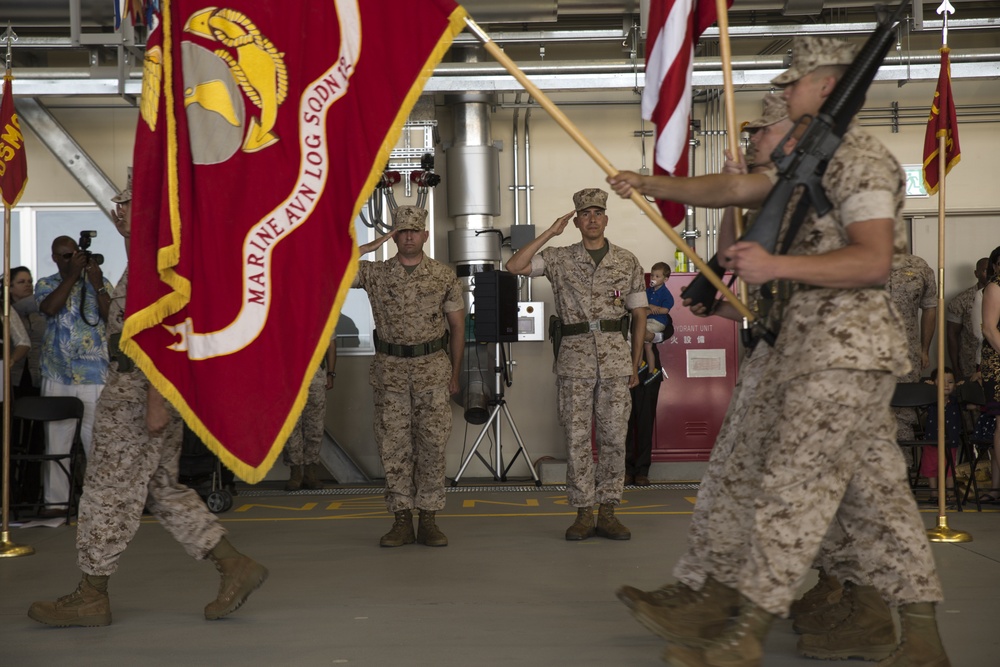 MALS-12 receives new commanding officer aboard MCAS Iwakuni