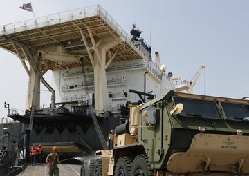 Maritime prepositioning ships give Marines Asia-Pacific advantage