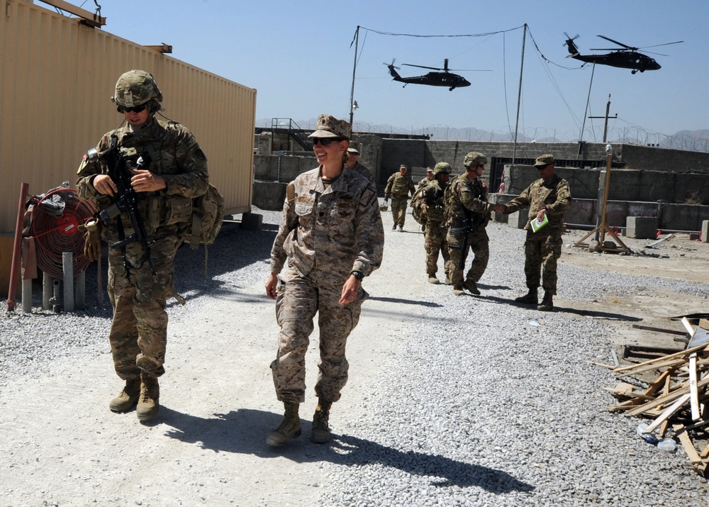 2nd Engineer Brigade visits NMCB 25 at Camp Phoenix