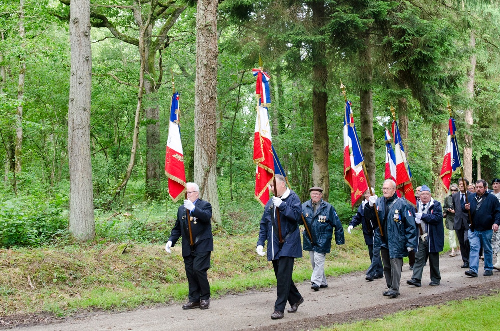 173rd Sky Soldiers honor fallen D-Day paratroopers, aircrew