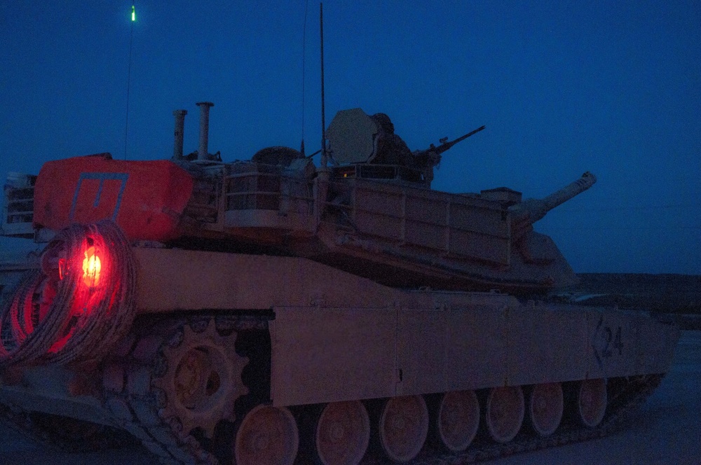 Cav troops perfect tank operations day and night