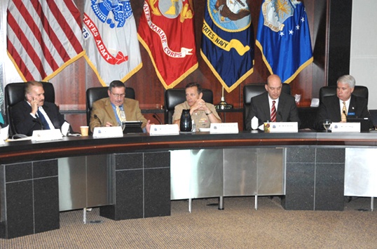 DLA, medical industry leaders find new ways to save money